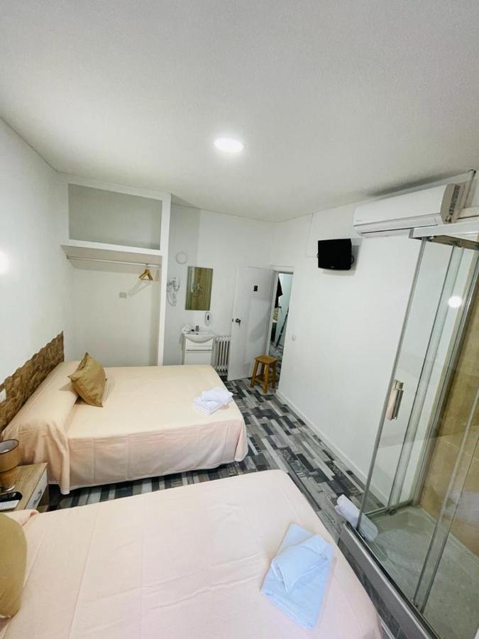Hostal Noche Y Dia Madrid Exteriér fotografie